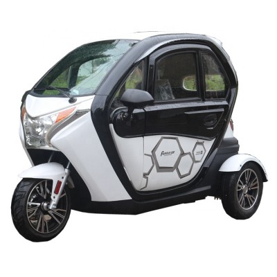 CE Fully Enclosed electric mobility scooter outdoor cabin scooter